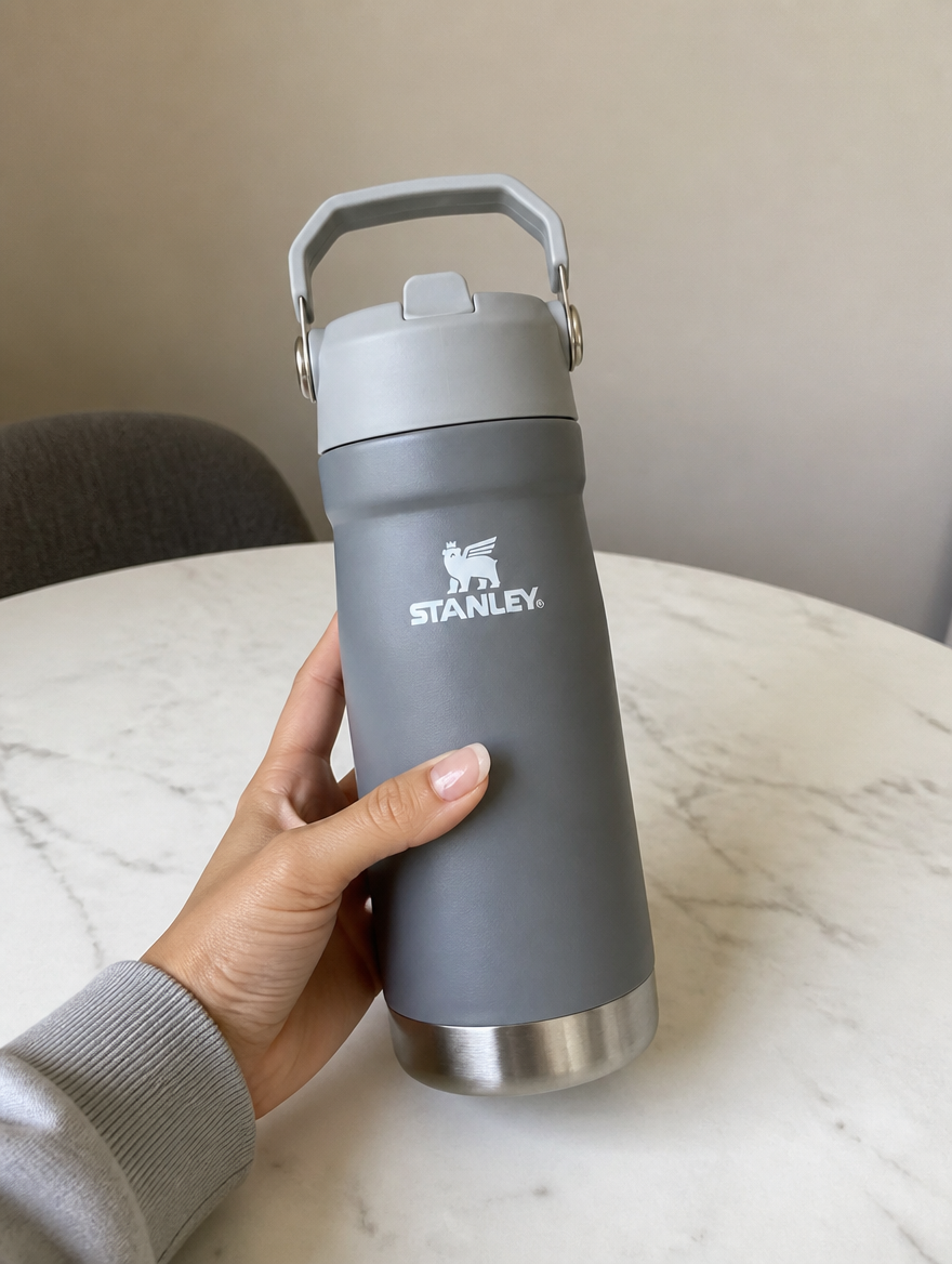 Stanley IceFlow Flip Straw 18oz